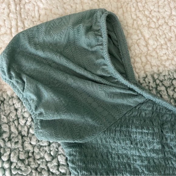 Wild Fable Blue Top - Picture 3 of 5